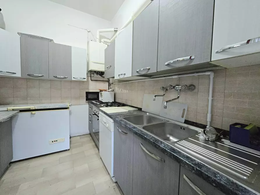 Immagine 3 di Appartamento in vendita  in Via dante alighieri a Grottammare