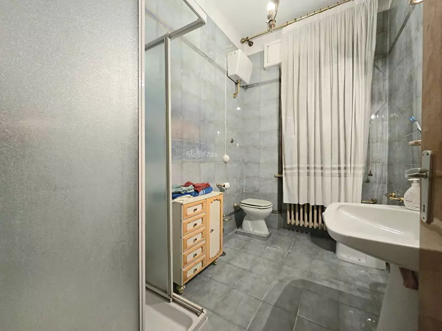 Immagine 11 di Appartamento in vendita  in Via dante alighieri a Grottammare