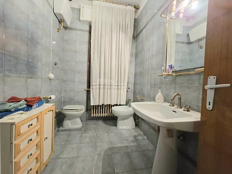 Immagine 12 di Appartamento in vendita  in Via dante alighieri a Grottammare