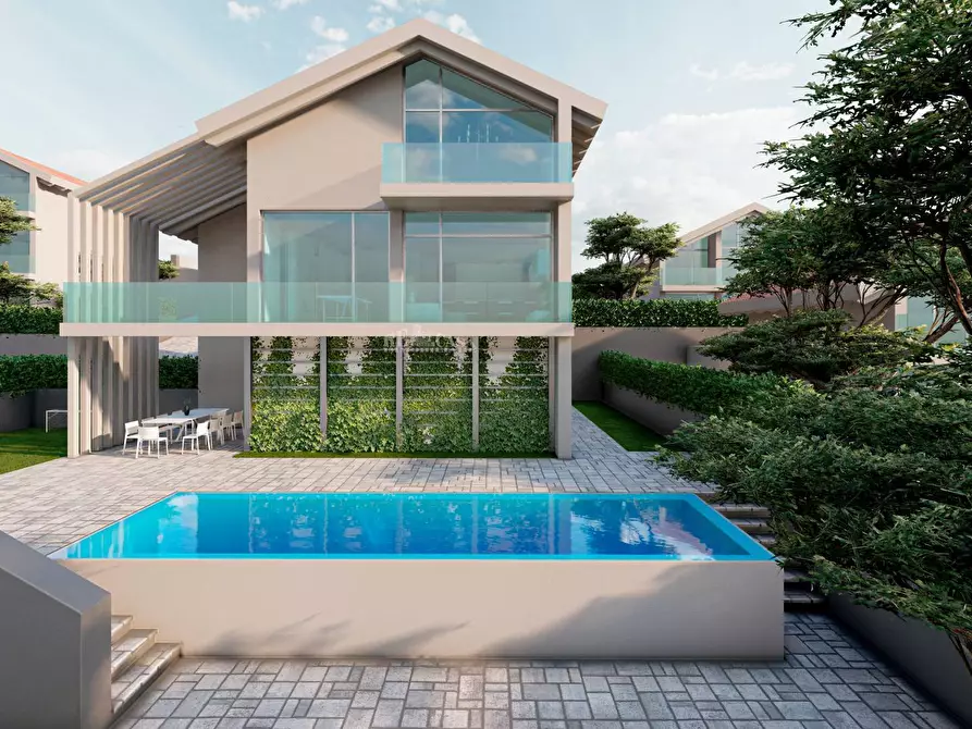 Immagine 3 di Villa in vendita  in via ignazio silone a Colonnella