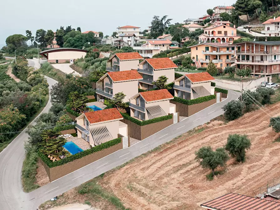 Immagine 30 di Villa in vendita  in via ignazio silone a Colonnella