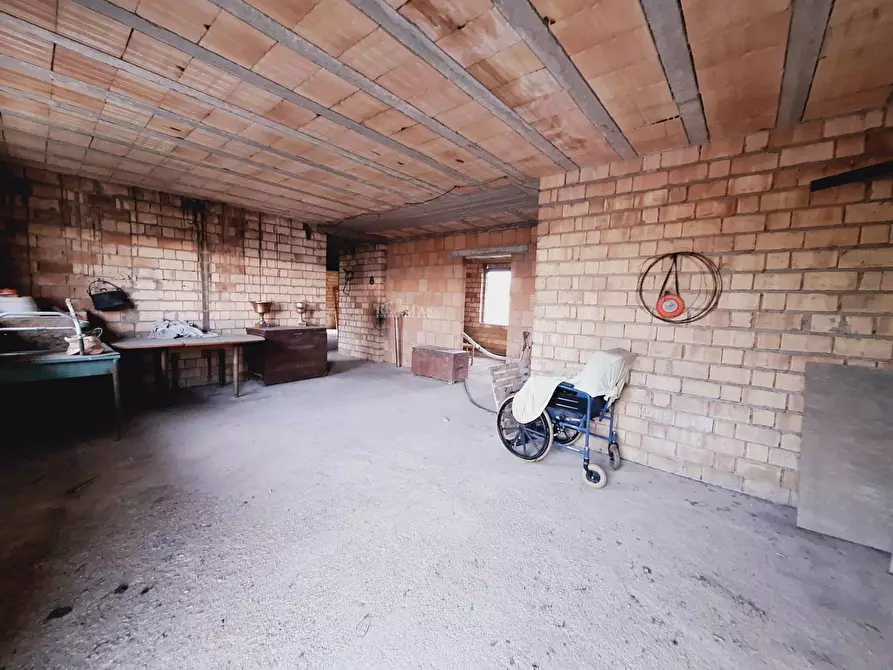 Immagine 2 di Appartamento in vendita  in via sandro pertini a Colonnella