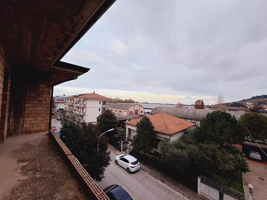 Immagine 11 di Appartamento in vendita  in via sandro pertini a Colonnella