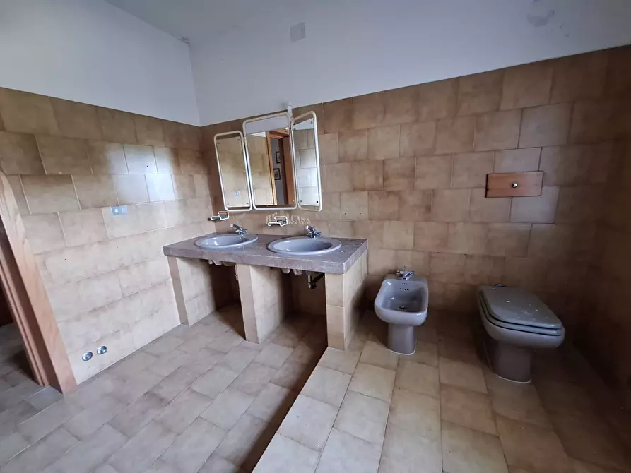 Immagine 28 di Villa in vendita  in via del nespolo a Tortoreto