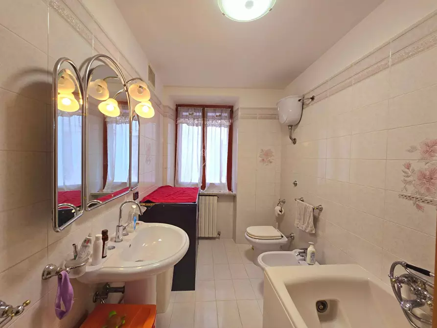 Immagine 25 di Appartamento in vendita  in Piazza Dante a San Benedetto Del Tronto