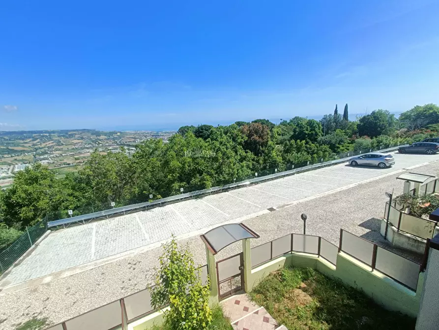 Immagine 11 di Appartamento in vendita  in Via Fonte Ottone a Colonnella