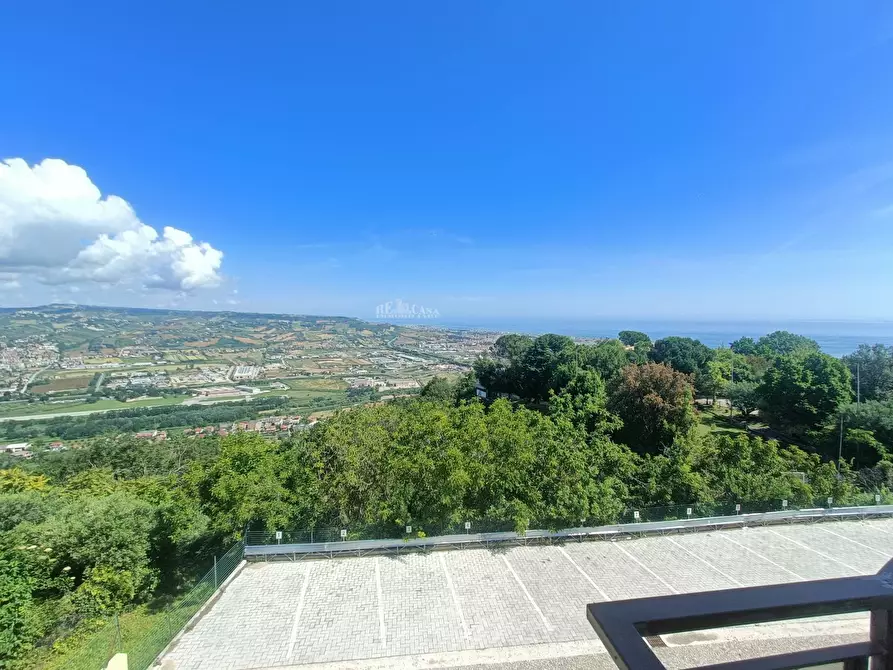 Immagine 28 di Appartamento in vendita  in Via Fonte Ottone a Colonnella