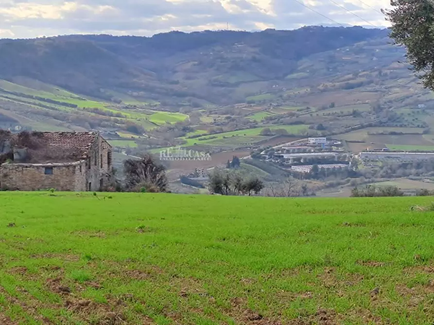 Immagine 25 di Rustico / casale in vendita  in contrada san pietro a Massignano