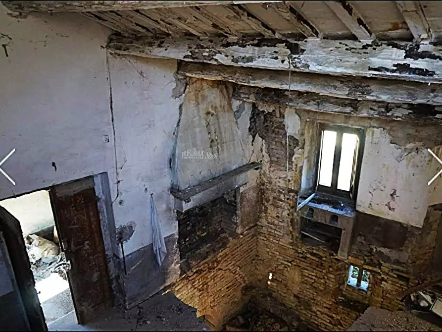 Immagine 28 di Rustico / casale in vendita  in contrada san pietro a Massignano
