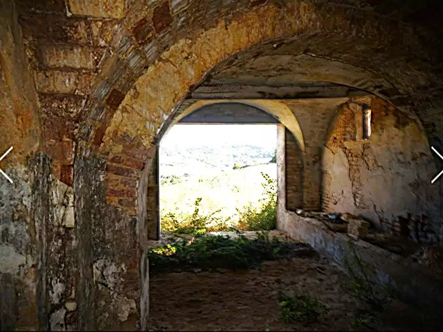 Immagine 29 di Rustico / casale in vendita  in contrada san pietro a Massignano