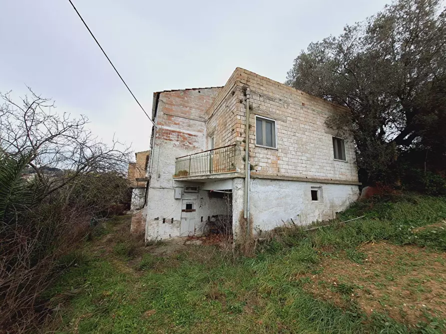 Immagine 2 di Casa indipendente in vendita  in via montagna dei fiori a San Benedetto Del Tronto
