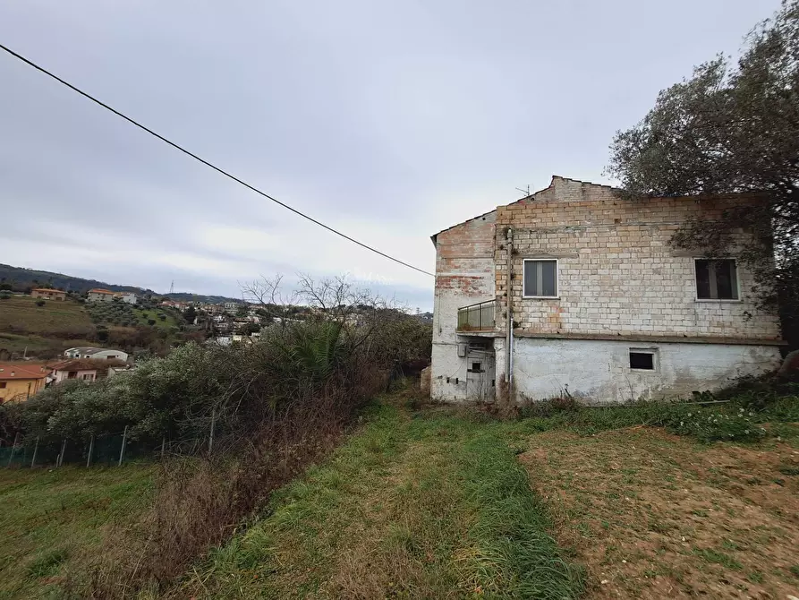 Immagine 3 di Casa indipendente in vendita  in via montagna dei fiori a San Benedetto Del Tronto