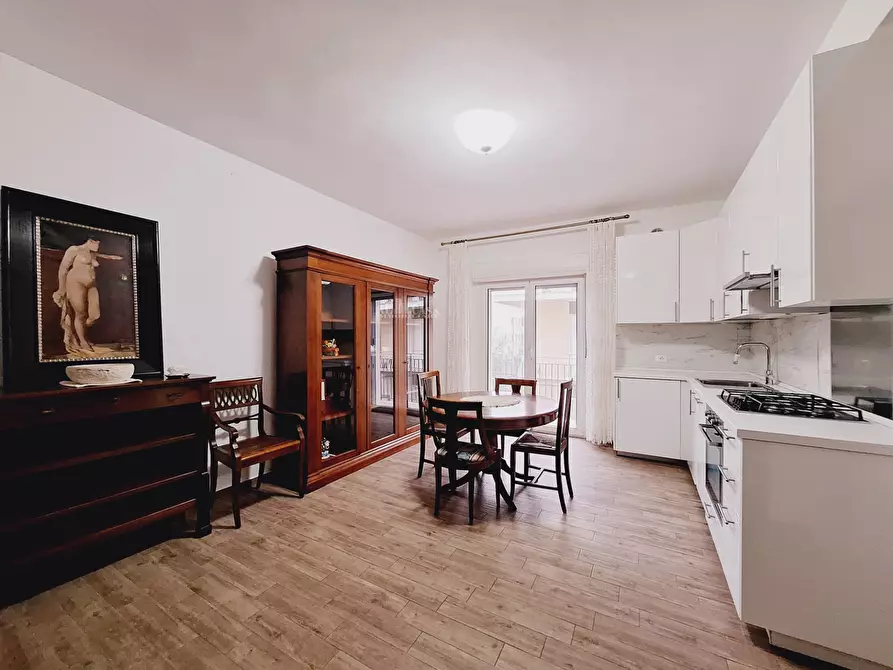 Immagine 3 di Appartamento in vendita  in via monte ascenzione a San Benedetto Del Tronto