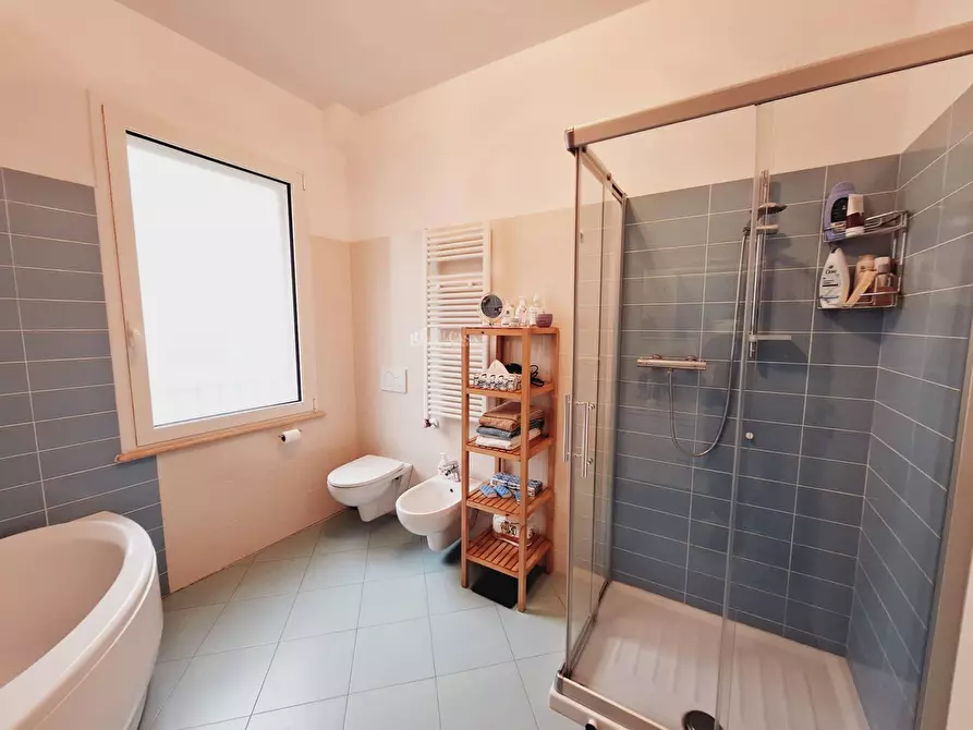 Immagine 20 di Appartamento in vendita  in via monte ascensione a San Benedetto Del Tronto