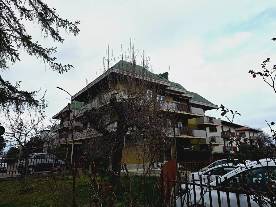 Immagine 23 di Appartamento in vendita  in via fermo a Folignano