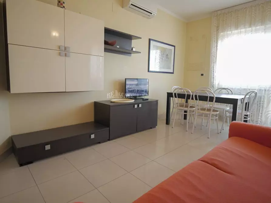 Immagine 27 di Appartamento in affitto  in Viale  Europa a San Benedetto Del Tronto