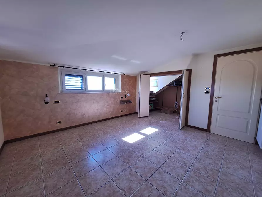 Immagine 26 di Casa indipendente in vendita  in via dell'olmo a Castorano