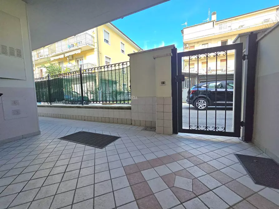 Immagine 17 di Appartamento in affitto  in Via Ferrucci a San Benedetto Del Tronto