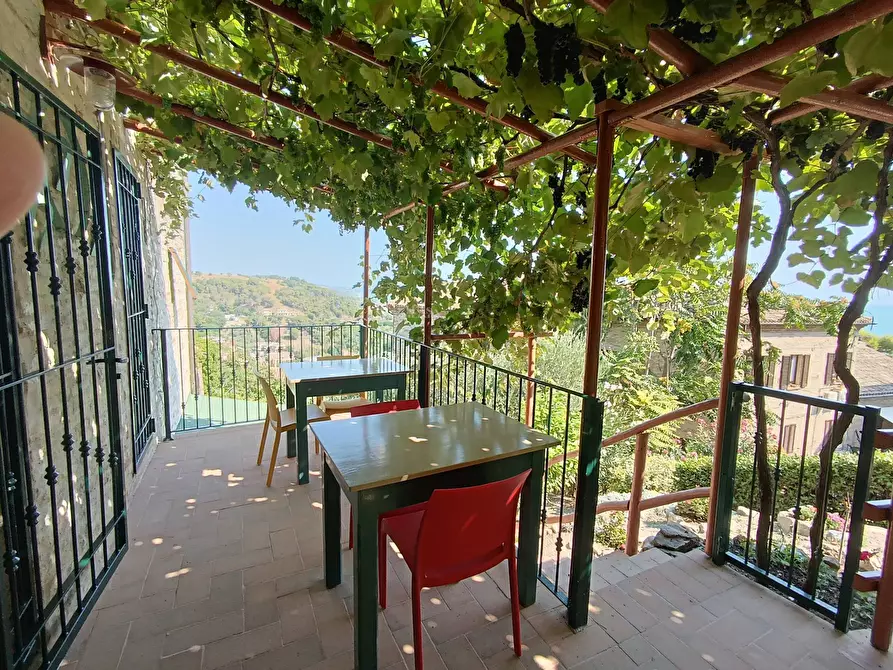 Immagine 30 di Albergo/B&B/Residence in vendita  in via castello a Cupra Marittima
