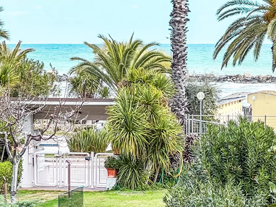 Immagine 29 di Appartamento in affitto  in Viale Rinascimento a San Benedetto Del Tronto