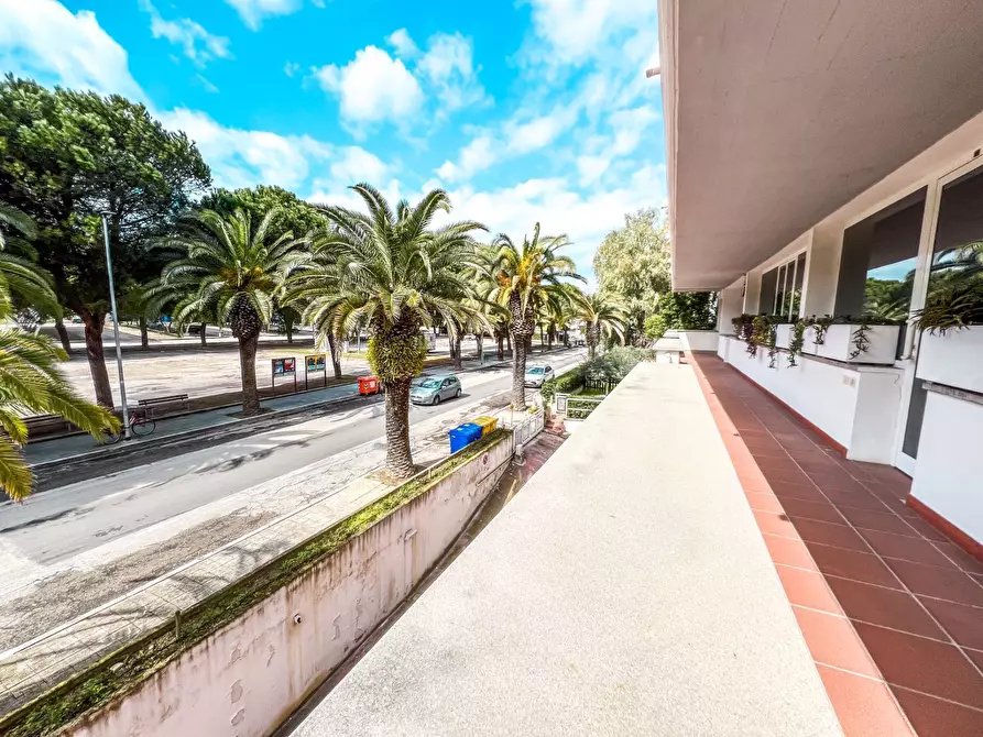 Immagine 27 di Appartamento in affitto  in Viale Rinascimento a San Benedetto Del Tronto