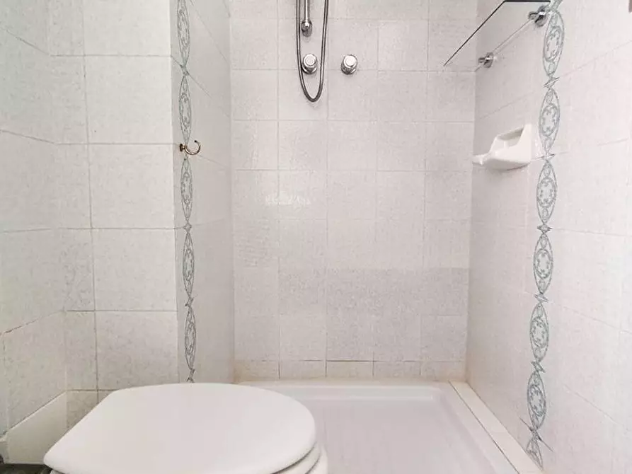 Immagine 18 di Appartamento in vendita  in Viale Europa a San Benedetto Del Tronto