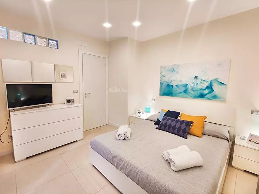 Immagine 14 di Appartamento in vendita  in Via Dante Alighieri a Grottammare