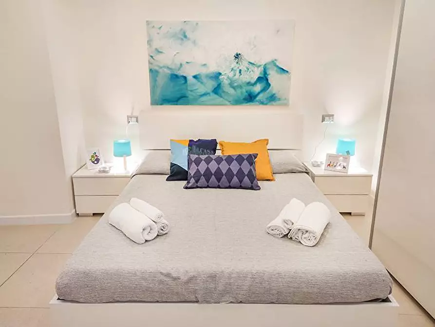 Immagine 17 di Appartamento in vendita  in Via Dante Alighieri a Grottammare