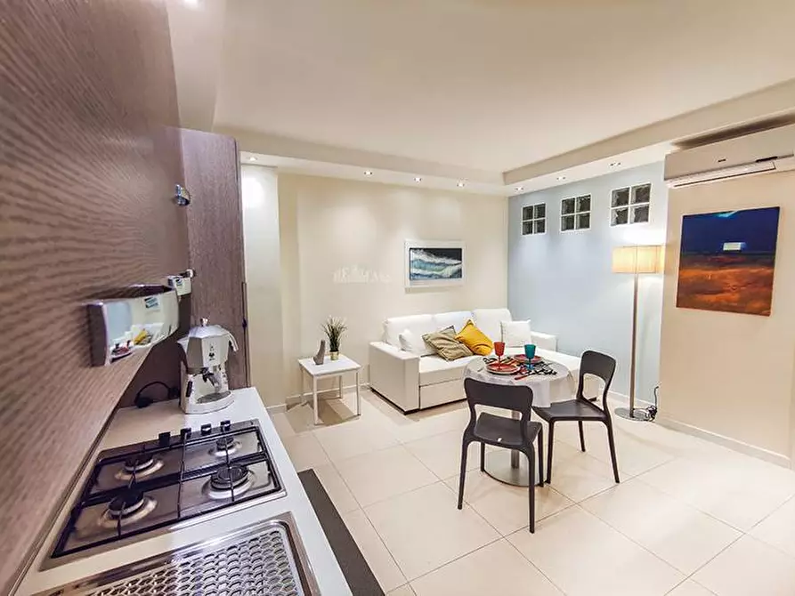 Immagine 5 di Appartamento in vendita  in Via Dante Alighieri a Grottammare