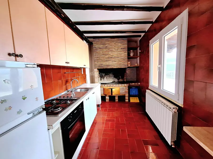 Immagine 2 di Appartamento in vendita  in via Borgo Cappuccini a Offida