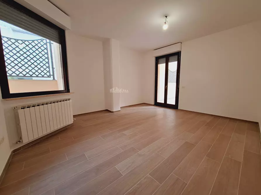Immagine 14 di Appartamento in vendita  in Via carducci a San Benedetto Del Tronto