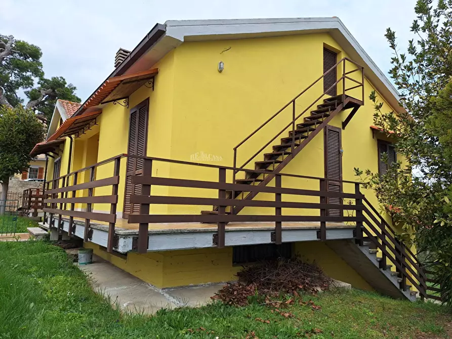 Immagine 8 di Casa indipendente in vendita  in Contrada rocchetta a Castorano