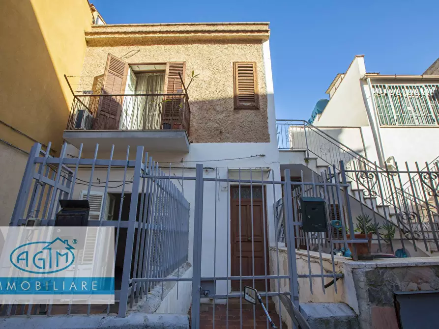 Immagine 1 di Appartamento in vendita  in Via Trapani Pescia a Palermo