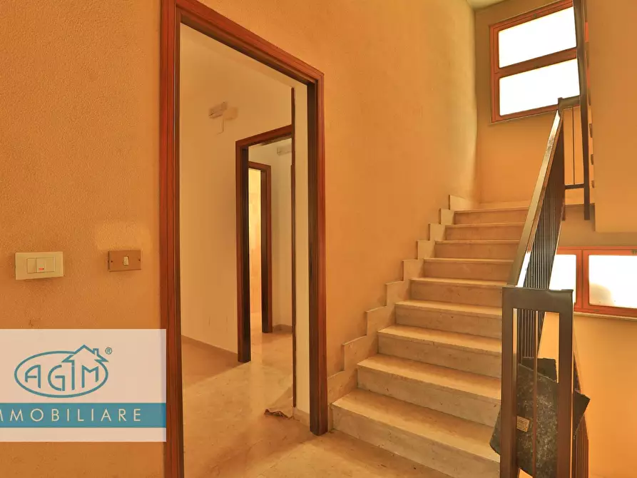 Immagine 3 di Ufficio in affitto  in Via Emanuele Notarbartolo a Palermo