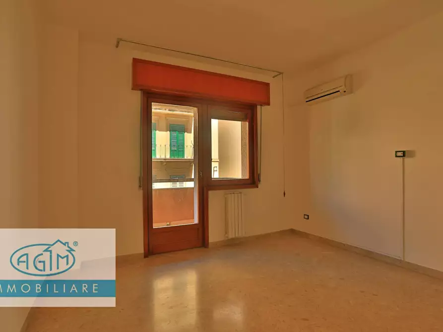 Immagine 18 di Ufficio in affitto  in Via Emanuele Notarbartolo a Palermo