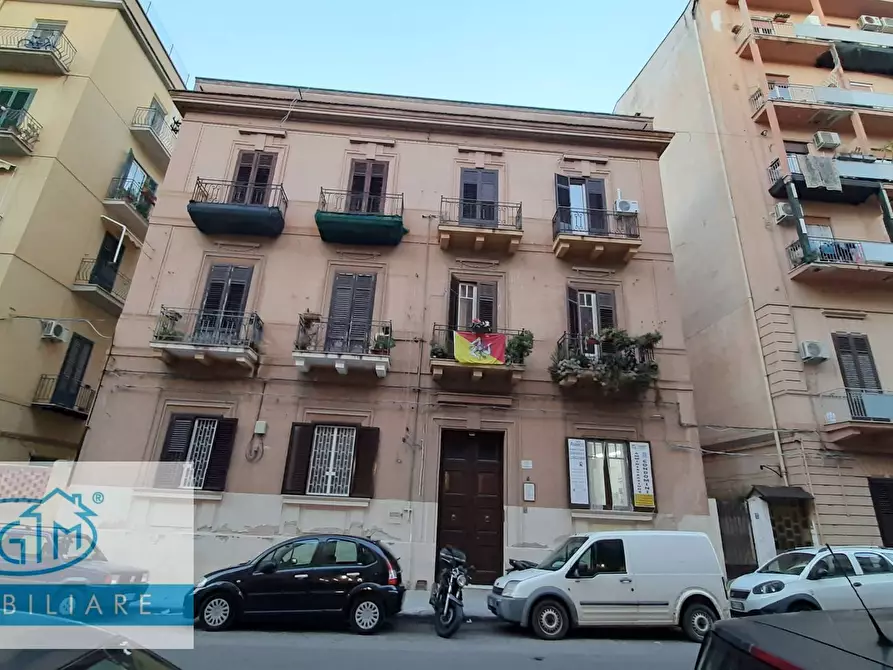 Immagine 1 di Appartamento in vendita  in Via Carmelo Trasselli a Palermo