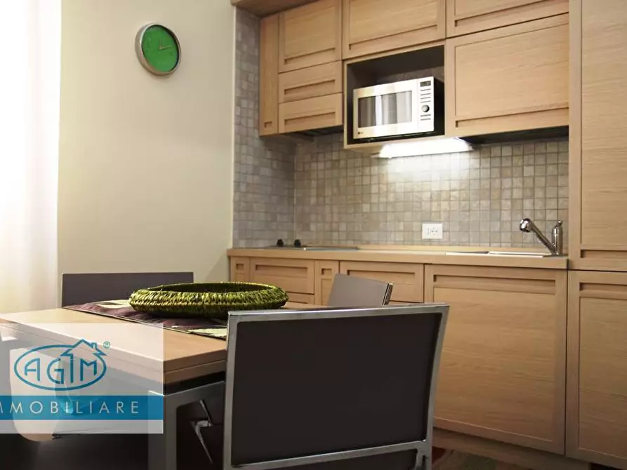 Immagine 8 di Appartamento in vendita  in Via Emerico Amari a Palermo