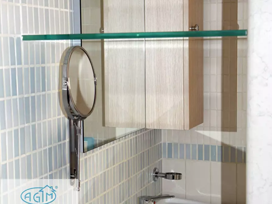 Immagine 15 di Appartamento in vendita  in Via Emerico Amari a Palermo