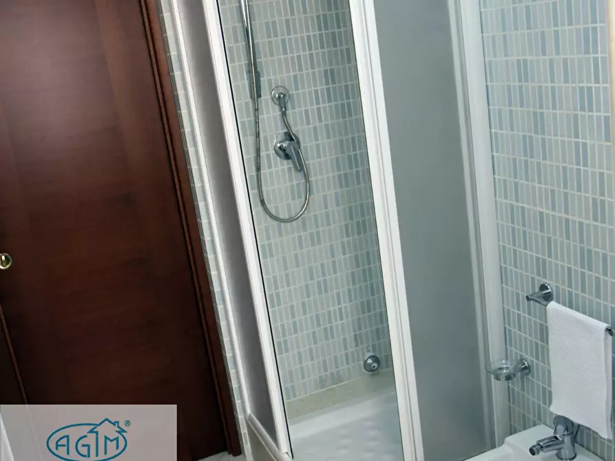 Immagine 17 di Appartamento in vendita  in Via Emerico Amari a Palermo