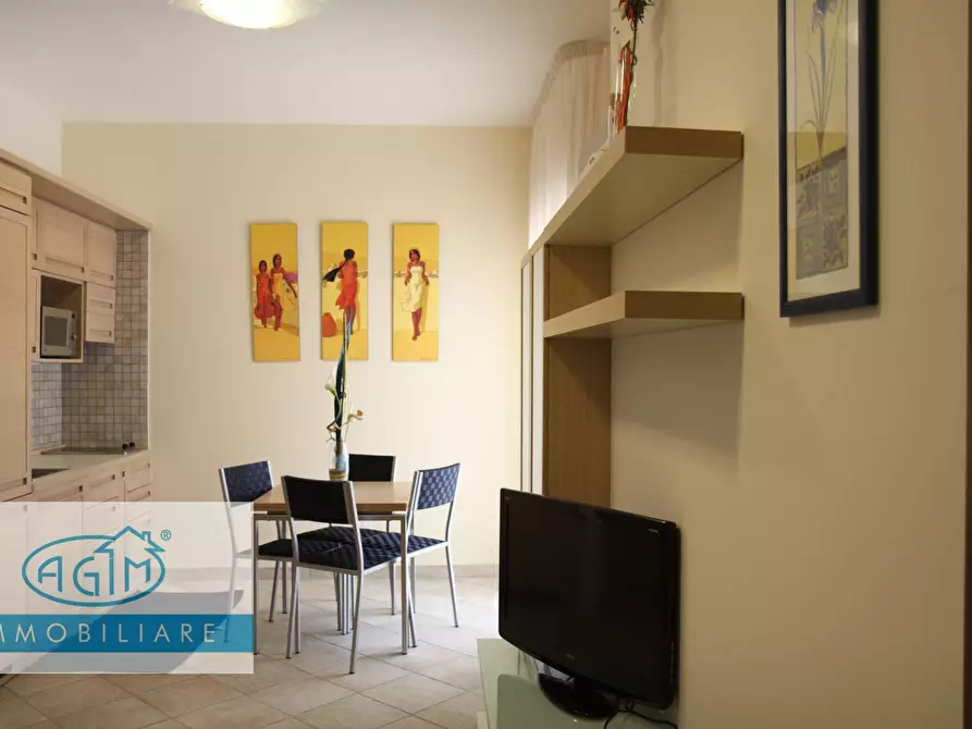 Immagine 21 di Appartamento in vendita  in Via Emerico Amari a Palermo