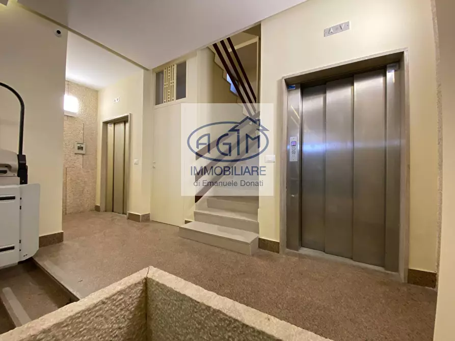 Immagine 8 di Ufficio in affitto  in Piazza Luigi Sturzo a Palermo