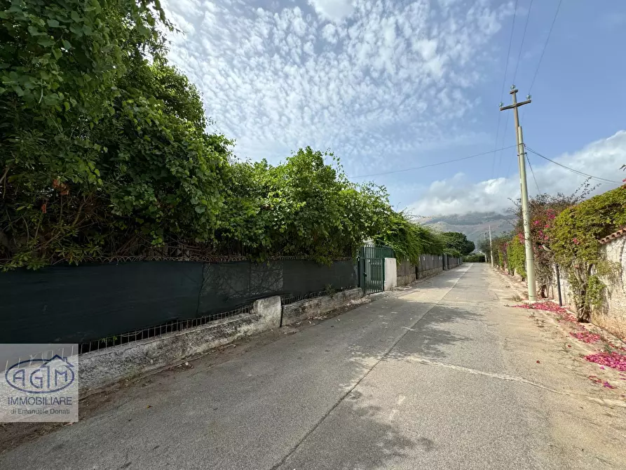 Immagine 3 di Villa in affitto  a Carini