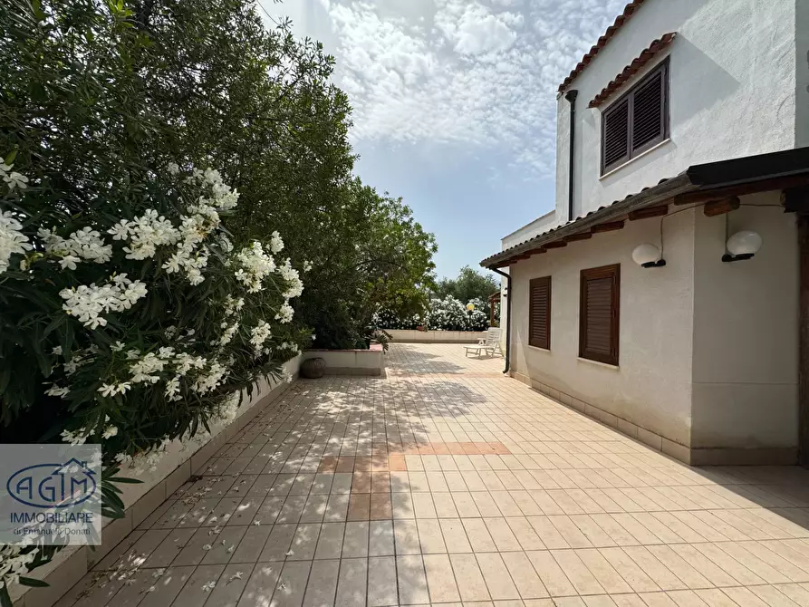 Immagine 4 di Villa in affitto  a Carini