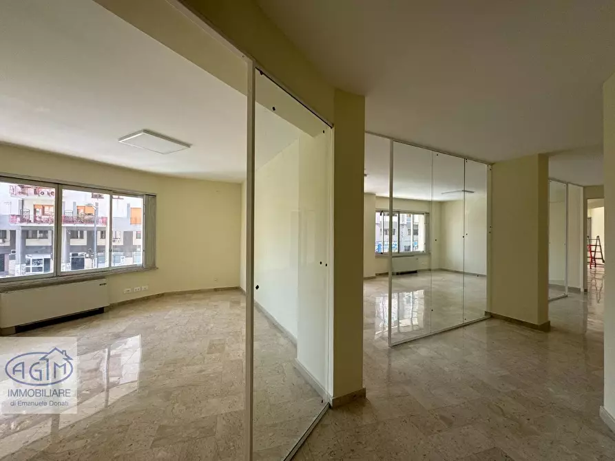 Immagine 28 di Ufficio in affitto  in Piazza Luigi Sturzo a Palermo