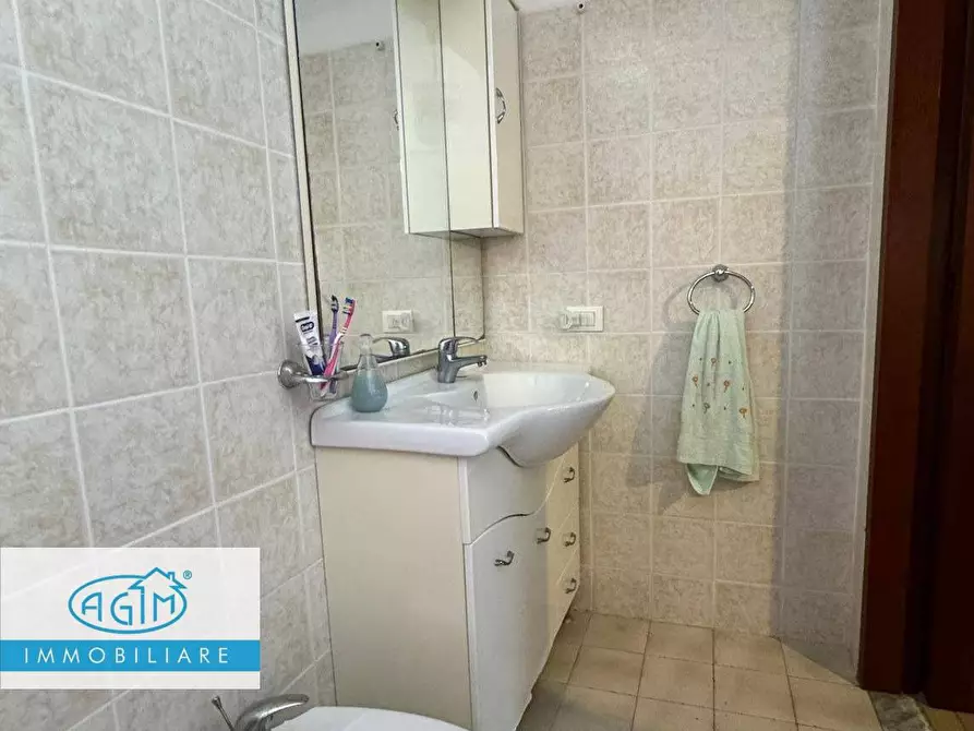 Immagine 7 di Appartamento in vendita  in Via Roma a Santa Marina Salina