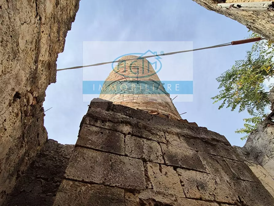 Immagine 28 di Rustico / casale in vendita  in Via Omero a Palermo