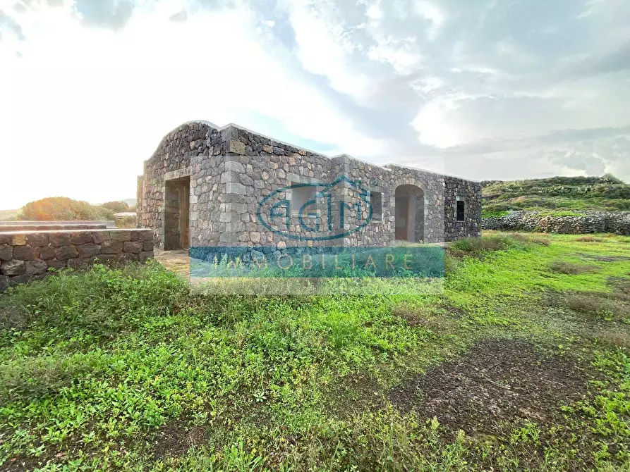 Immagine 20 di Villa in affitto  in Via del Talu a Pantelleria