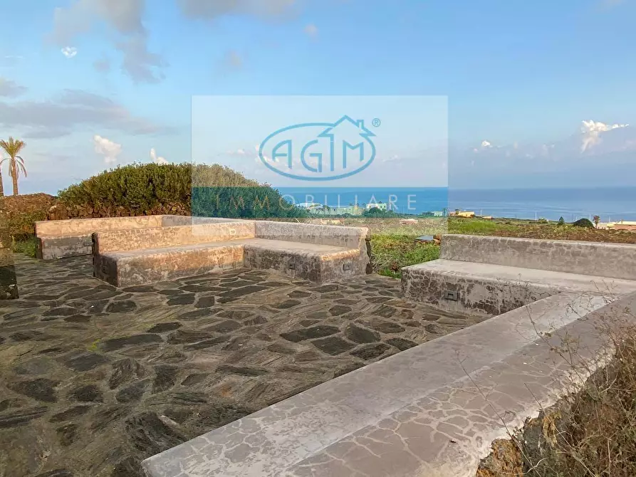 Immagine 4 di Villa in affitto  in Via del Talu a Pantelleria