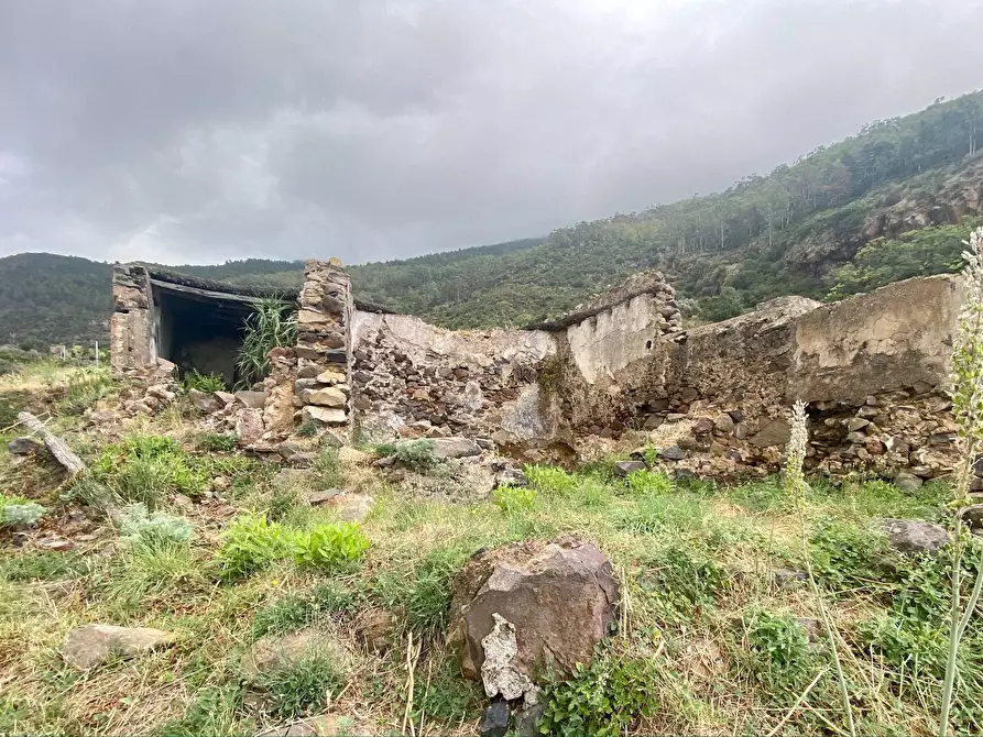 Immagine 7 di Rustico / casale in vendita  in SALINA LENI  ( ME) a Leni