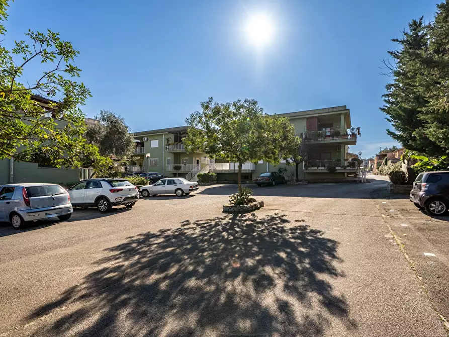 Immagine 2 di Appartamento in vendita  in Viale Della Resurrezione a Palermo